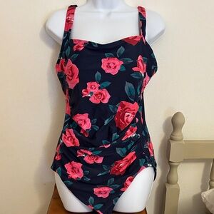 Floral One-Piece Swimsuit adjustable straps. Non removable cups.